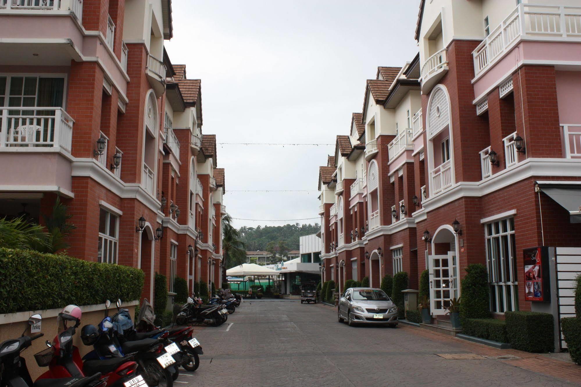 Phuket Racha Kata Homestay Extérieur photo
